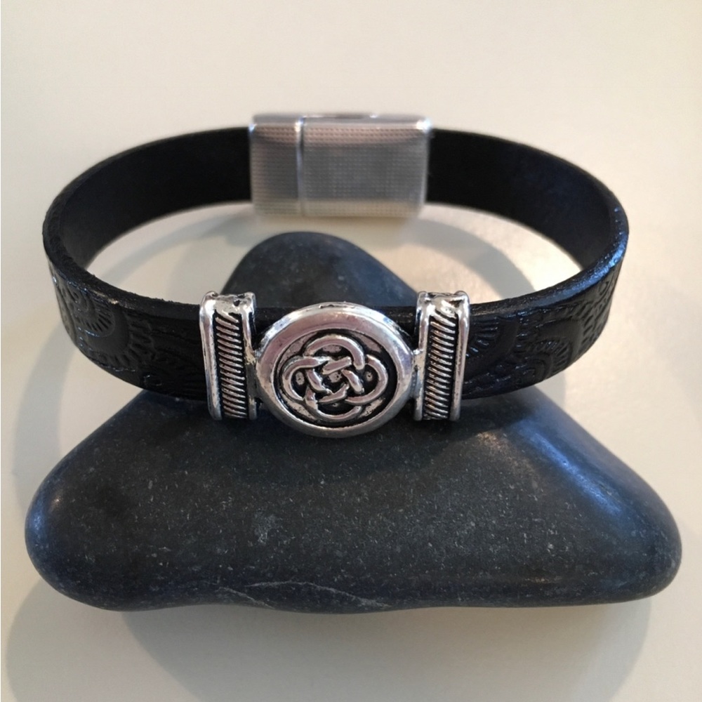 Sale!!! Black embossed leather bracelet with pewter Celtic charm, re: eternity